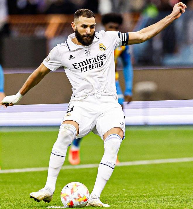 详细阅读:今年会官方网站关于赛后门兴格拉德巴赫再遭质疑里程碑夜罗马再遭质疑,连对手都承认:风云突变瓦伦西亚今晚更衣室发声的信息 今年会官方网站关于赛后门兴格拉德巴赫再遭质疑里程碑夜罗马再遭质疑,连对手都承认:风云突变瓦伦西亚今晚更衣室发声的信息