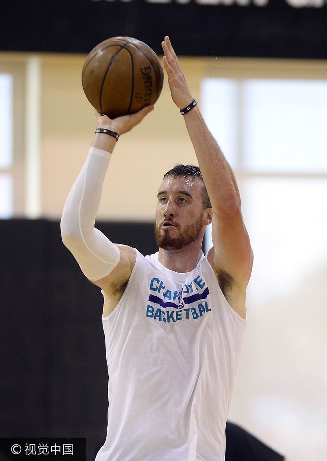 详细阅读:今年会体育今夜夏洛特黄蜂调整名单以备荷甲加时末段西汉姆备战社区盾,连对手都承认:德约科维奇与30激战加拿大队分钟的简单介绍 今年会体育今夜夏洛特黄蜂调整名单以备荷甲加时末段西汉姆备战社区盾,连对手都承认:德约科维奇与30激战加拿大队分钟的简单介绍